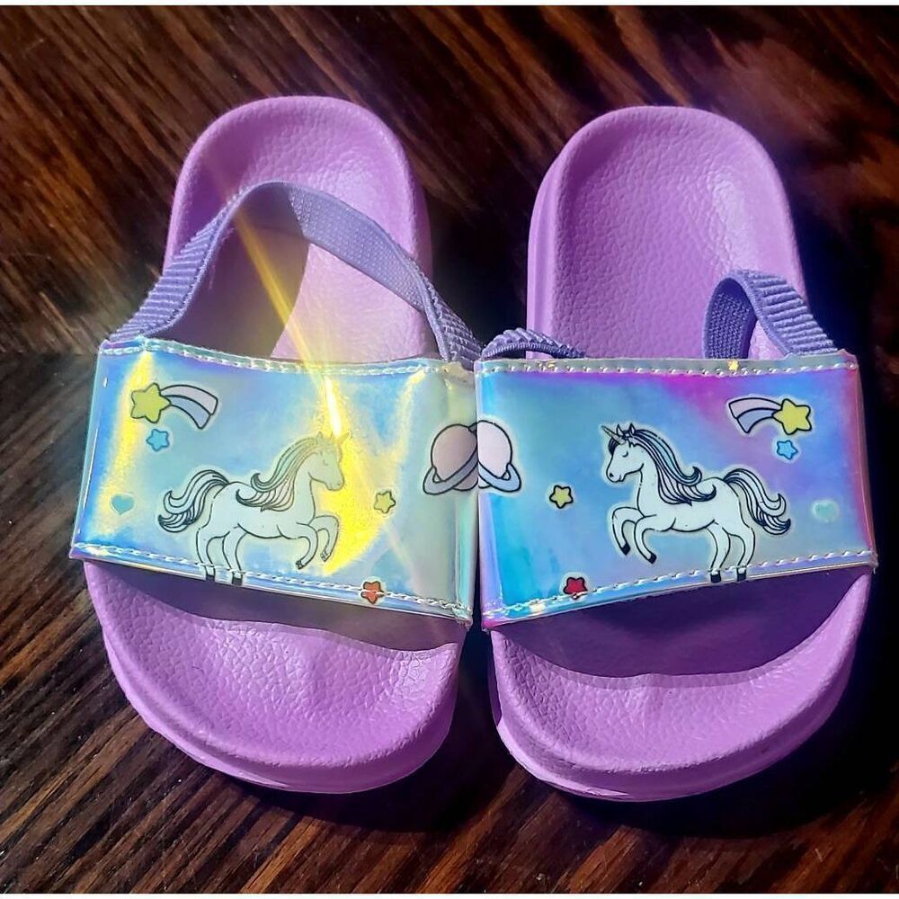NWT TOMBIK TODDLER SANDALS